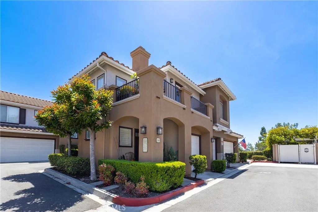 145 Valley View Terrace, Mission Viejo, CA 92692 - Photo 3 of 34, Mission Viejo, CA