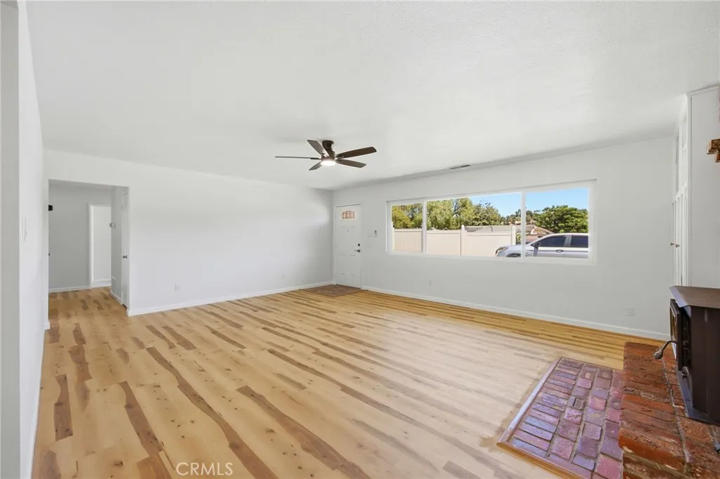 https://cdn.realtyfeed.com/cdn/127/306757287/4367405c189b7423c1402191cf9dbee2.webp