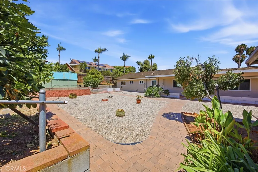https://cdn.realtyfeed.com/cdn/127/306757287/572bffc812c35f47fb34d83196322ace.webp