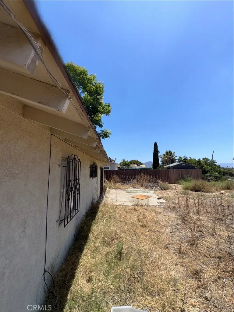 https://cdn.realtyfeed.com/cdn/127/306757306/2beed427475b9ea2bd56c00fb61df956.webp