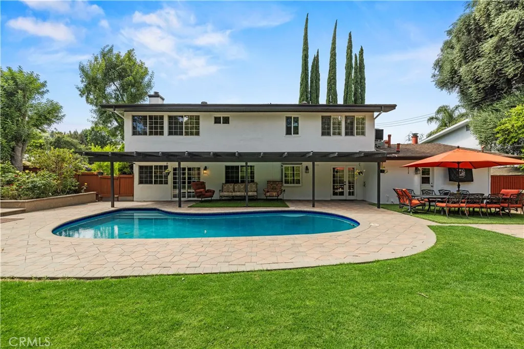 Woodland Hills, CA 91367