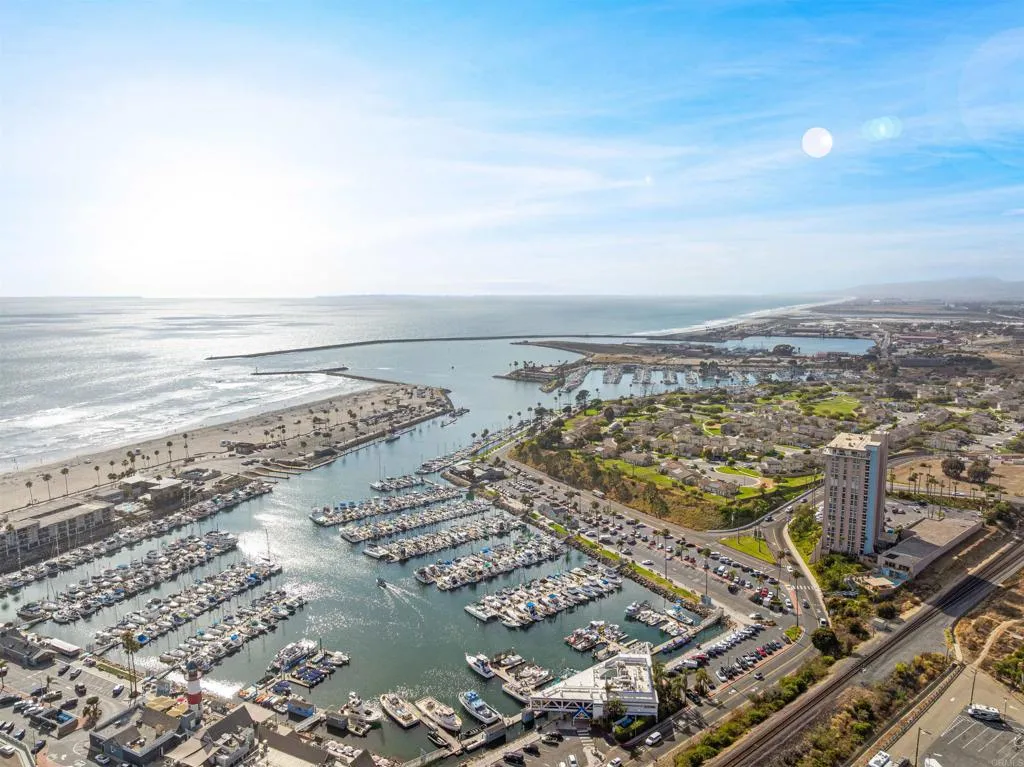 1200 Harbor Drive North Unit 4b, Oceanside, CA 92054 - Photo 4 of 38, Oceanside, CA