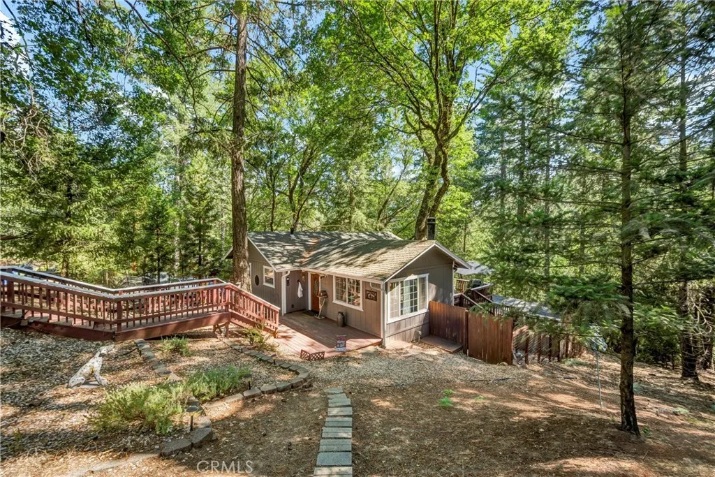 16635 Mountain View Drive