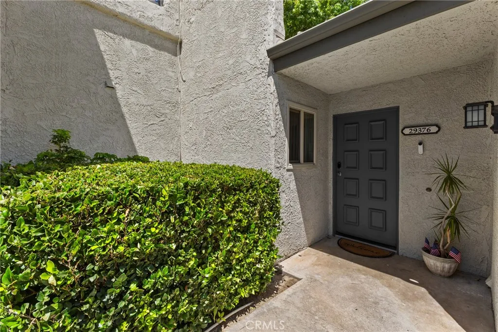 29376 Via Frontera, Murrieta, CA 92563 - Photo 3 of 50, Murrieta, CA