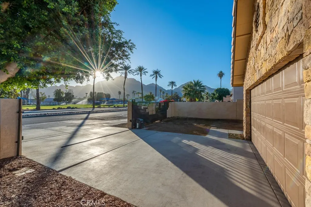 La Quinta, CA 92253