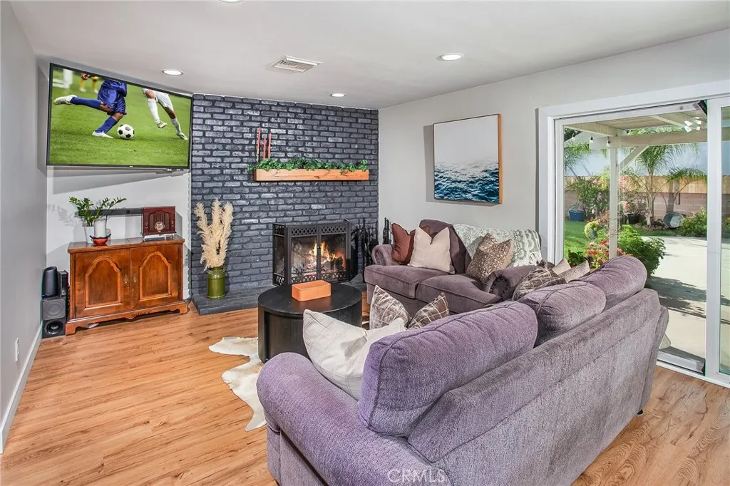 21709 Michale Street, Canoga Park, CA 91304 - Photo 2 of 16, Canoga Park, CA