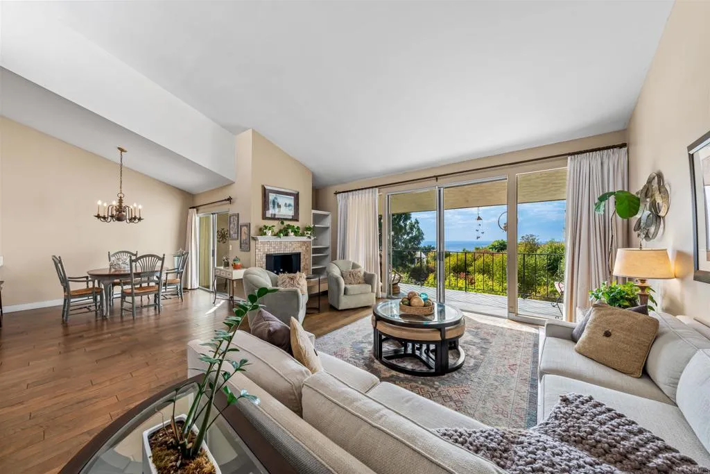 6161 Caminito Estrellado, San Diego CA 92120