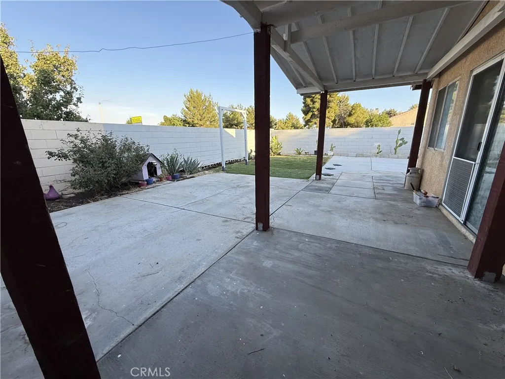 13385 Monterey, Victorville, CA 92392 - Photo 3 of 19, Victorville, CA