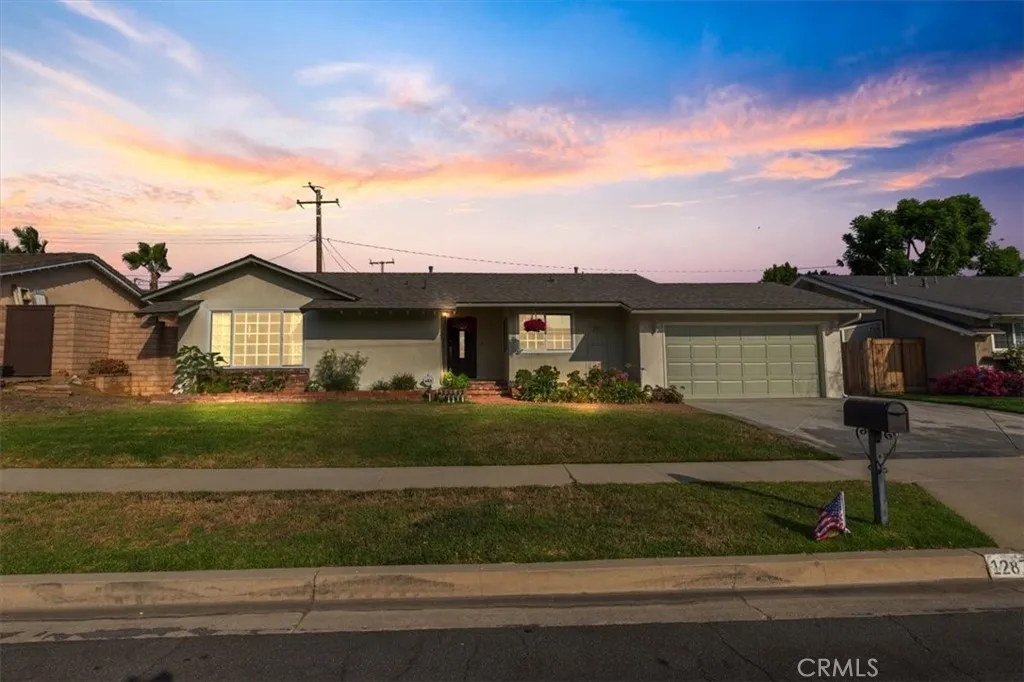 Santa Ana, CA 92705