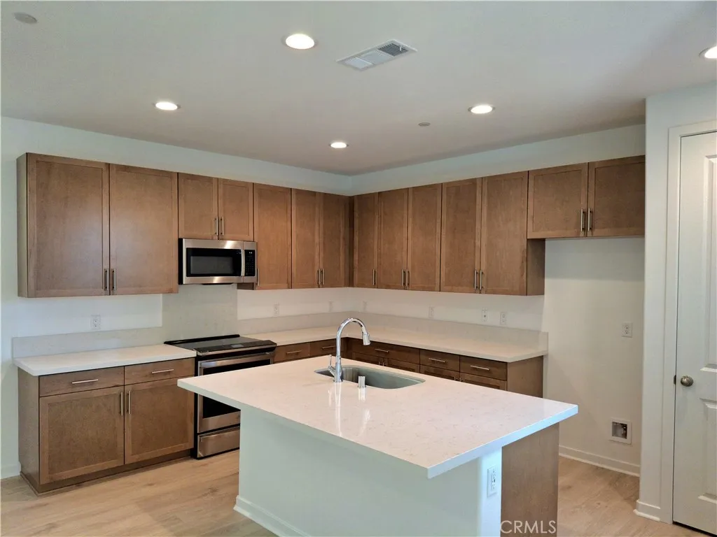 31353 Osage Trail, Winchester, CA 92596 - Photo 2 of 11, Winchester, CA