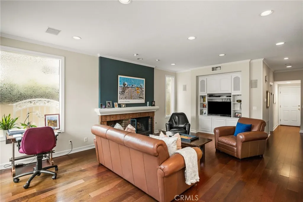57 Emerald, Irvine, CA 92614 - Photo 5 of 50, Irvine, CA