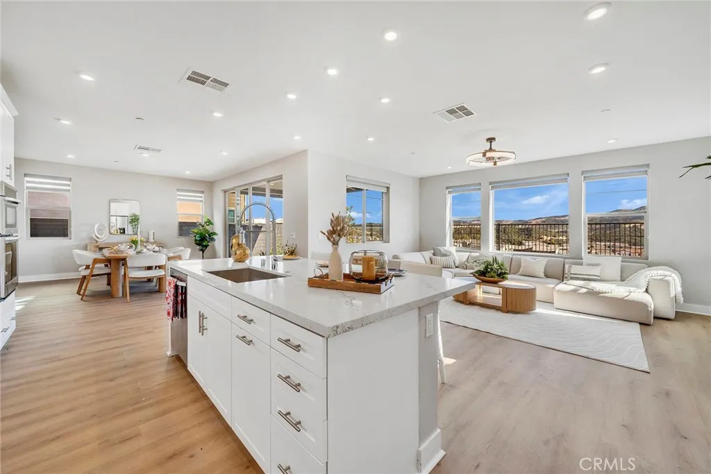 240 Autumn, Rancho Mission Viejo, CA 92694 - Photo 5 of 50, Rancho Mission Viejo, CA