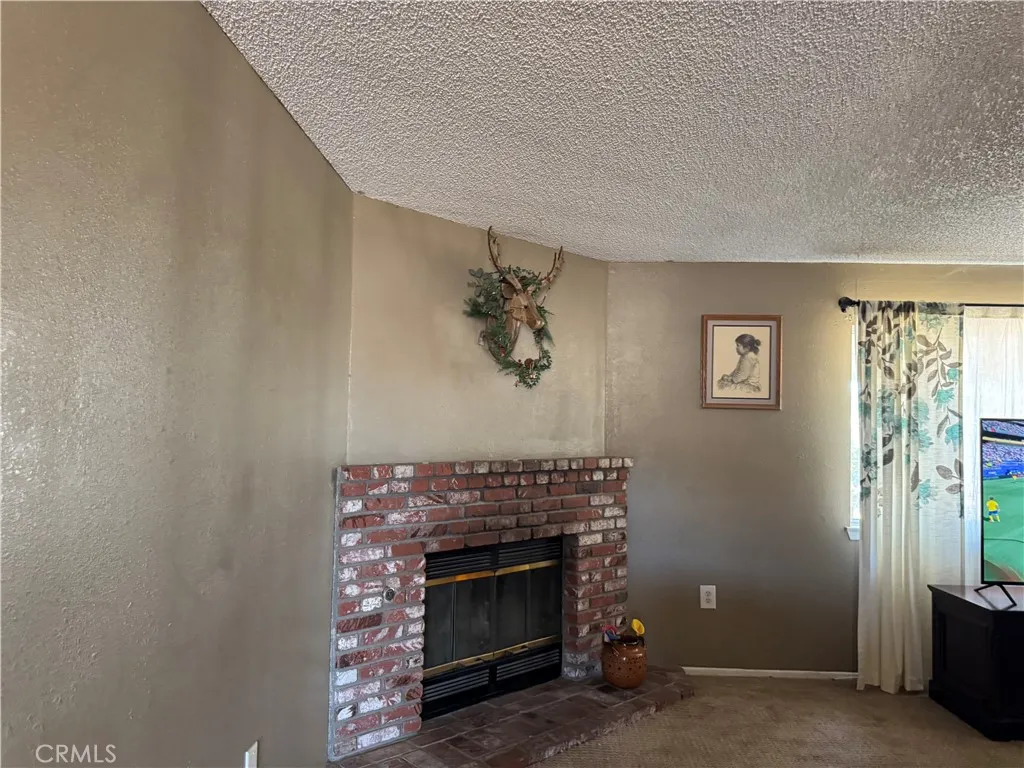 20786 Highway 18, Apple Valley, CA 92307 - Photo 5 of 9, Apple Valley, CA
