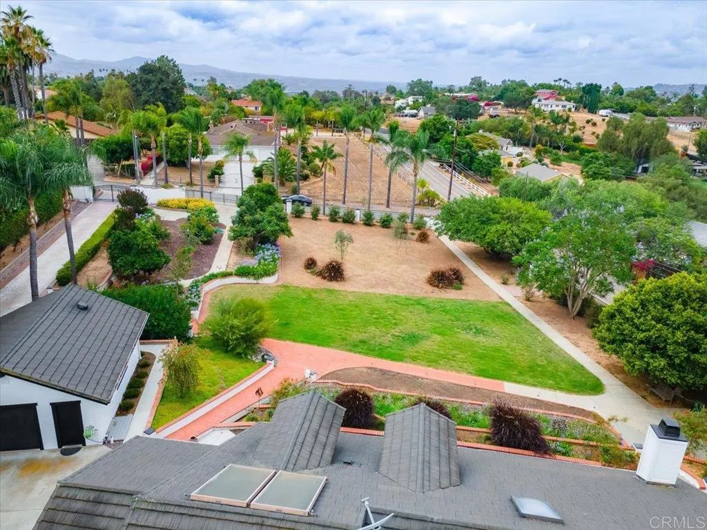 https://cdn.realtyfeed.com/cdn/127/306757566/359e0f6d730c1303cd11726adf0501d8.webp