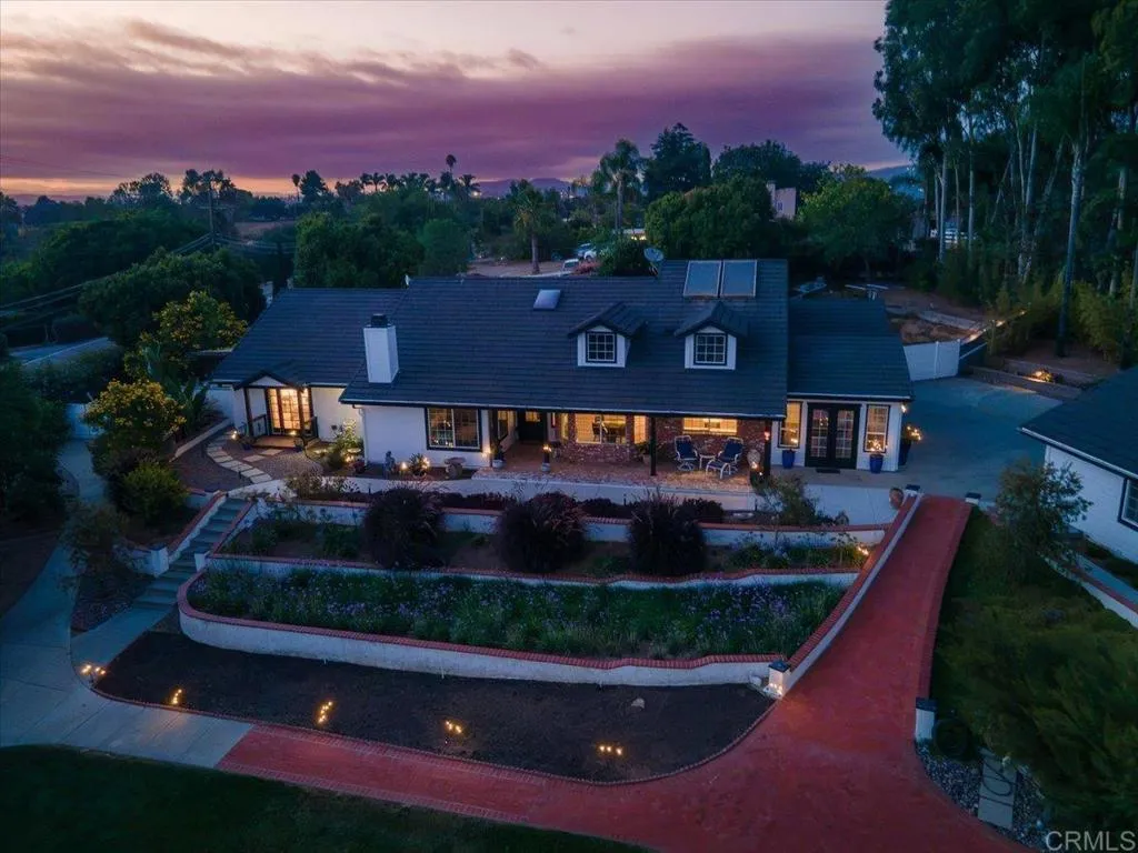 https://cdn.realtyfeed.com/cdn/127/306757566/6a91ef2631b26939363125d2c624768e.webp