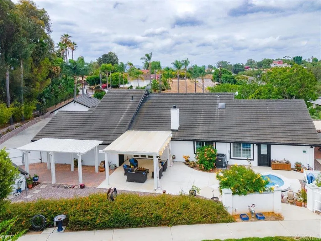https://cdn.realtyfeed.com/cdn/127/306757566/a18b76bf304bbe573ffd5d904b5ec92d.webp