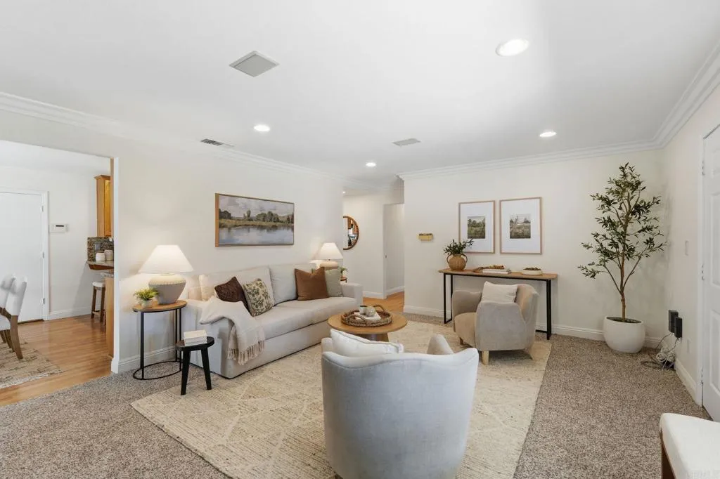 https://cdn.realtyfeed.com/cdn/127/306757604/47b6f161778c95db4d1afd5e0f2db568.webp