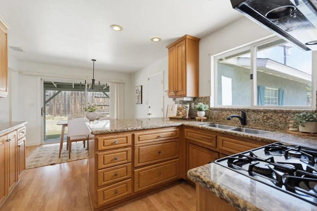 https://cdn.realtyfeed.com/cdn/127/306757604/4e92f87c3ee1aca683b5808be7d5422e.webp