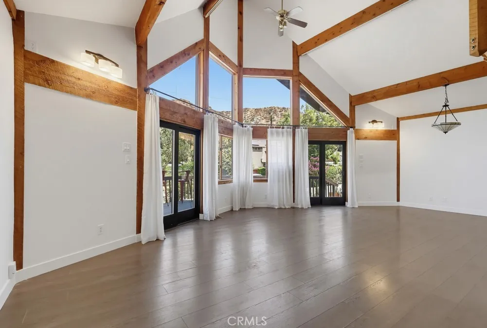 29716 Jackson, Castaic, CA 91384 - Main photo, Castaic, CA