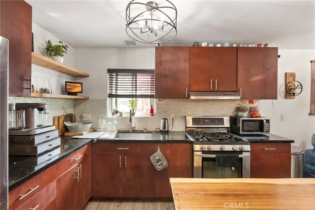 1332 W San Ysidro Boulevard Unit D, San Ysidro, CA 92173 - Photo 4 of 16, San Ysidro, CA