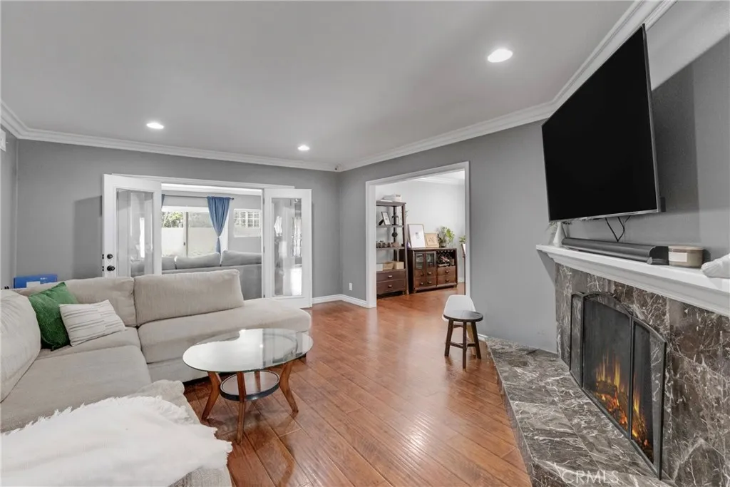 8542 Etiwanda, Northridge, CA 91325 - Photo 5 of 32, Northridge, CA