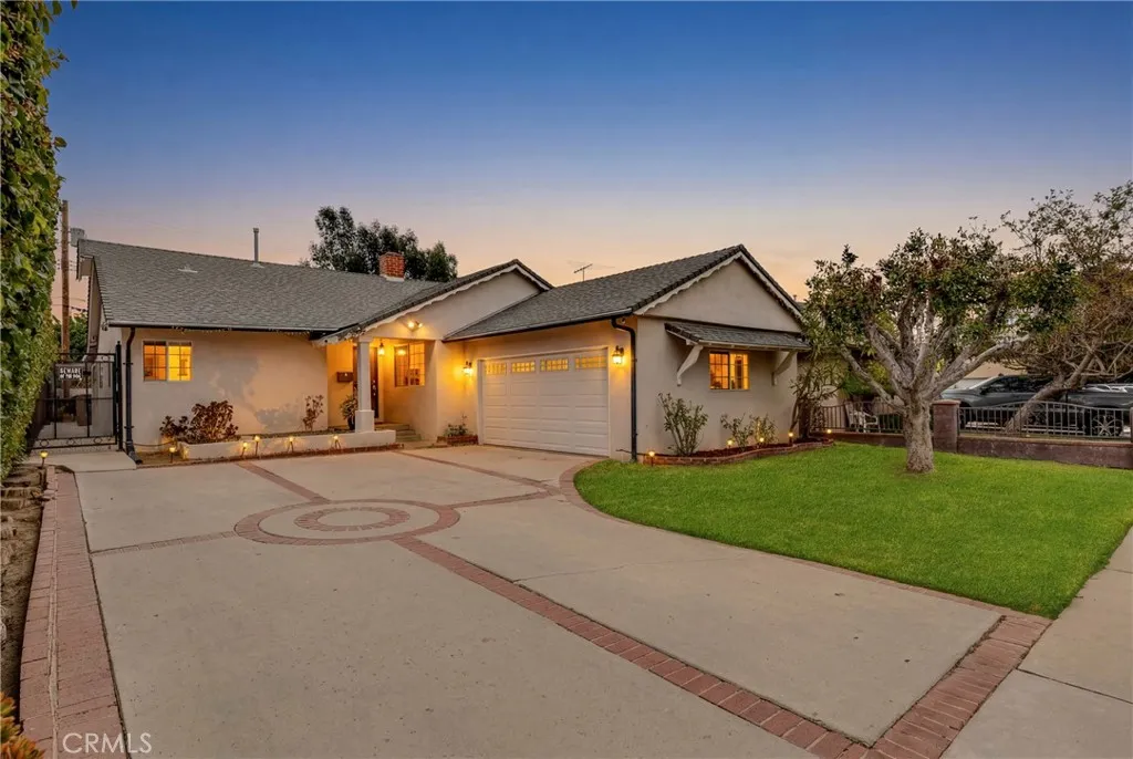 8542 Etiwanda, Northridge, CA 91325 - Main photo, Northridge, CA