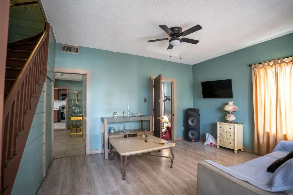 467 W G St, Colton, CA 92324 - Photo 5 of 20, Colton, CA