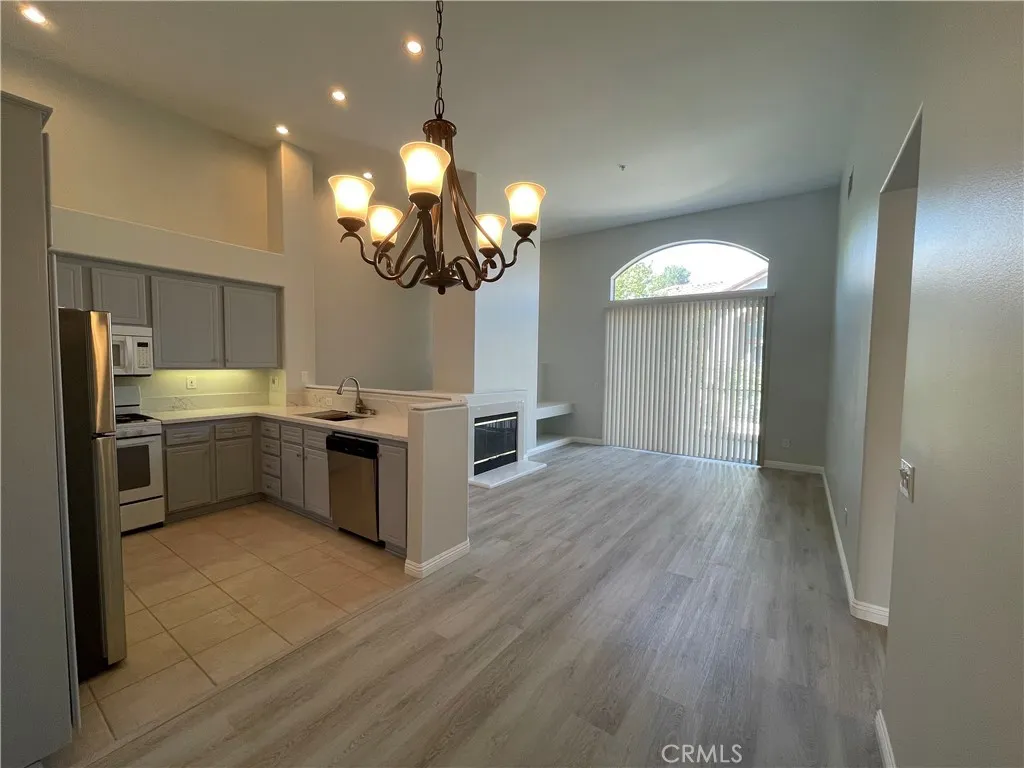Irvine, CA 92606
