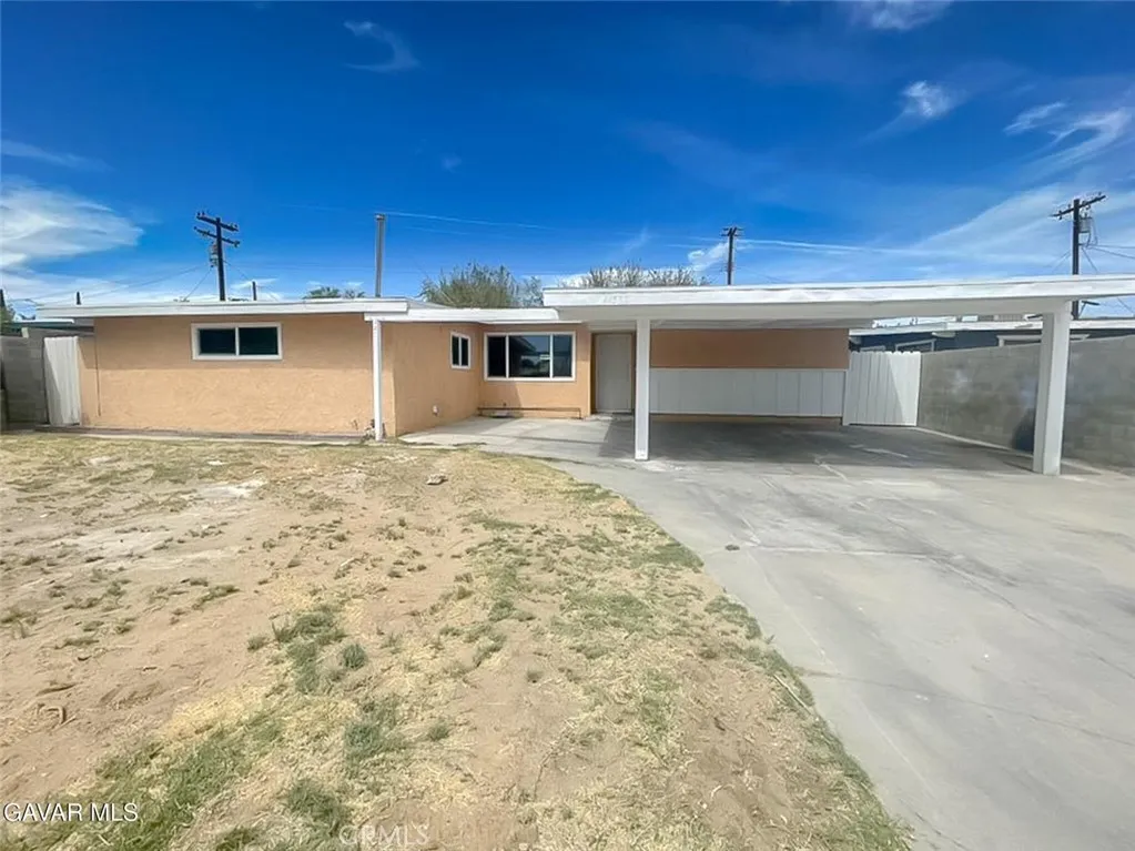 44739 3rd Street East, Lancaster, CA 93535 - Photo 4 of 24, Lancaster, CA