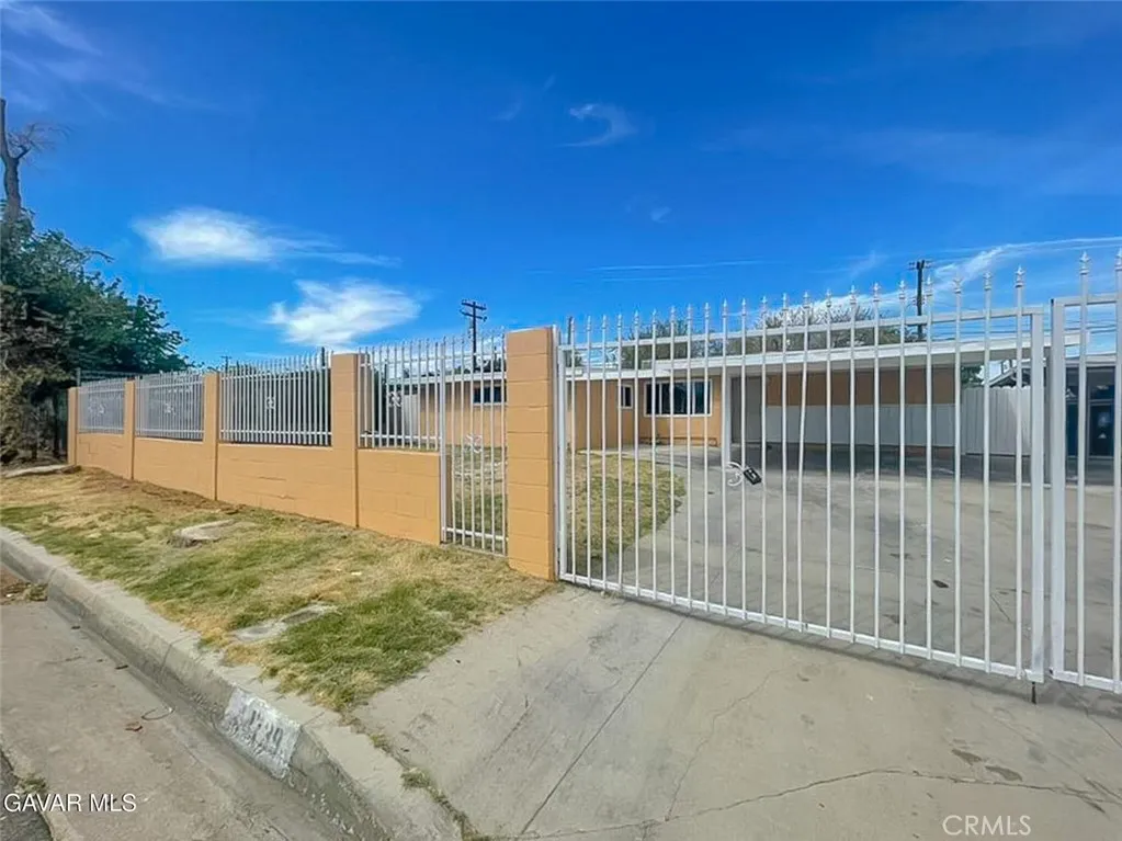44739 3rd Street East, Lancaster, CA 93535 - Photo 2 of 24, Lancaster, CA
