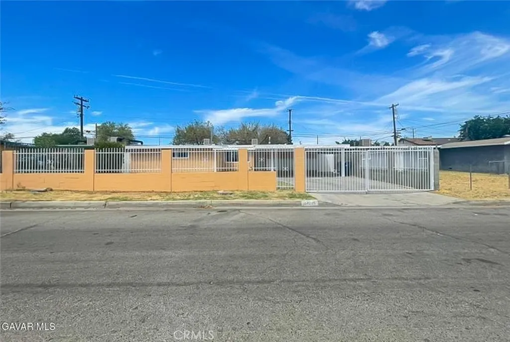 44739 3rd Street East