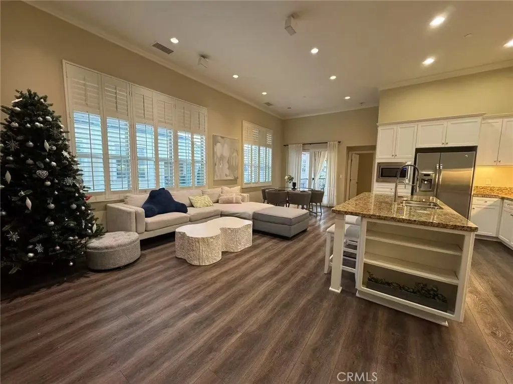 Irvine, CA 92620
