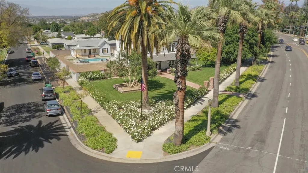 1052 E Grand Boulevard, Corona, CA 92879 - Photo 5 of 58, Corona, CA