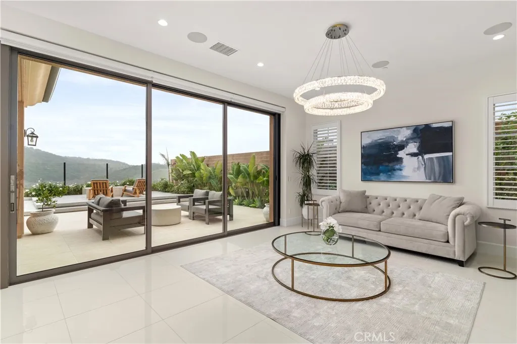 115 Sky Hts, Irvine, CA 92602 - Photo 5 of 35, Irvine, CA