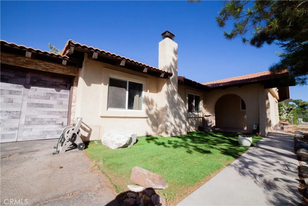 8899 Camphor Avenue, Hesperia, CA 92345 - Photo 4 of 41, Hesperia, CA