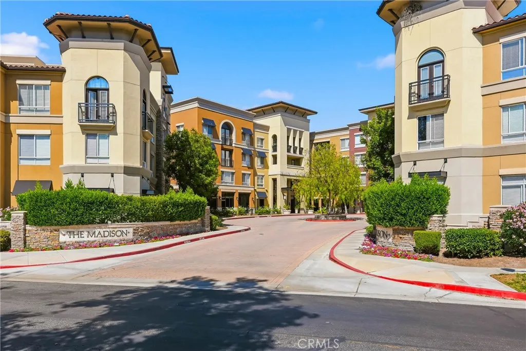Valencia, CA 91355