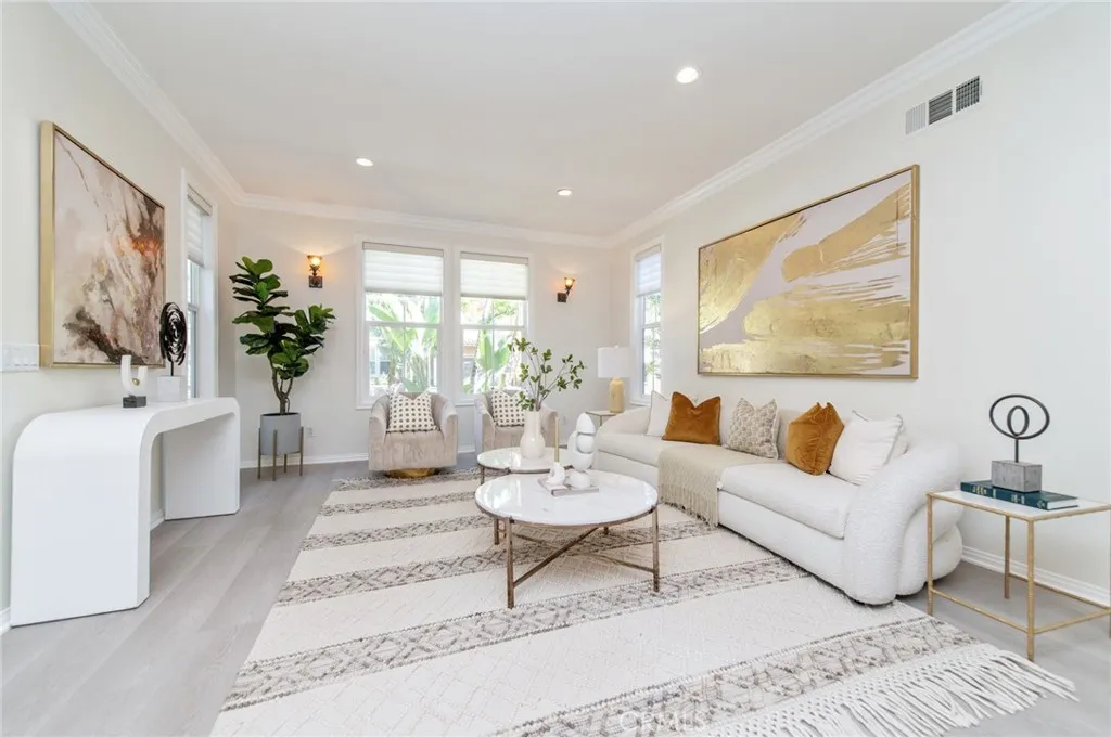 143 Weathervane, Irvine, CA 92603 - Photo 4 of 38, Irvine, CA