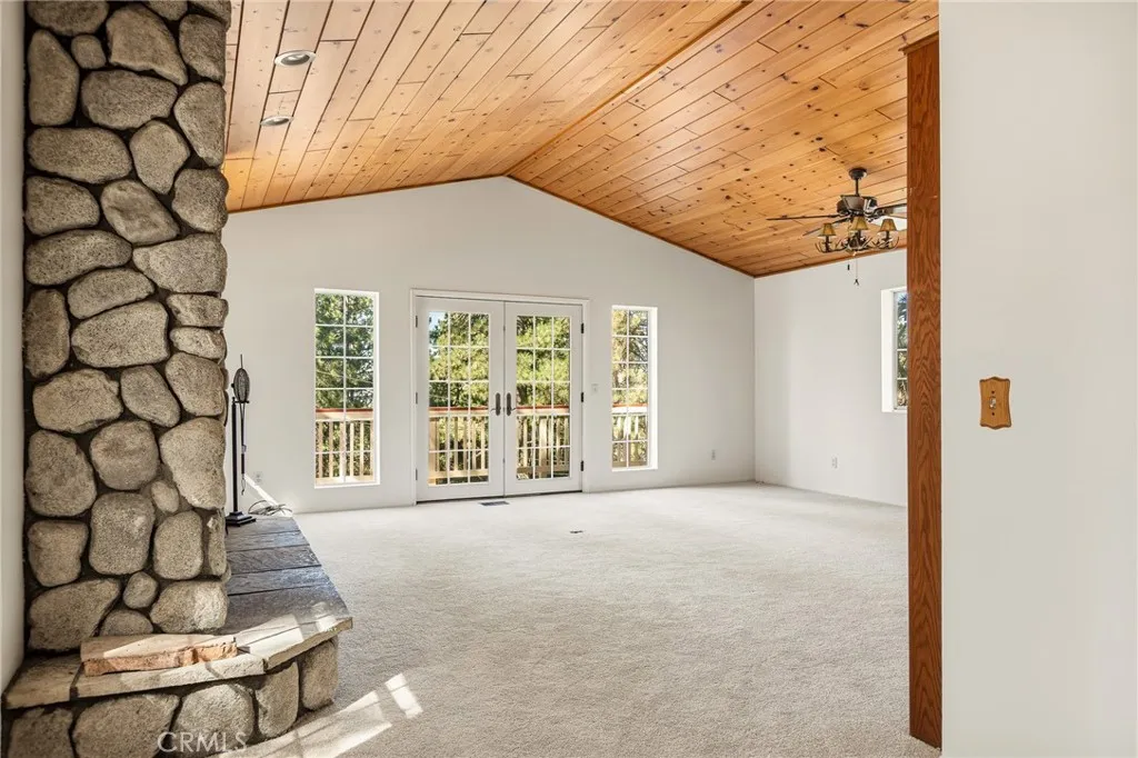 30930 Glen Oak, Running Springs, CA 92382 - Photo 2 of 28, Running Springs, CA