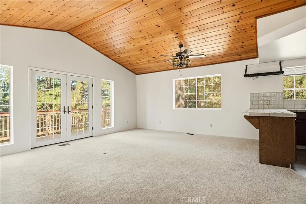 30930 Glen Oak, Running Springs, CA 92382 - Photo 3 of 28, Running Springs, CA