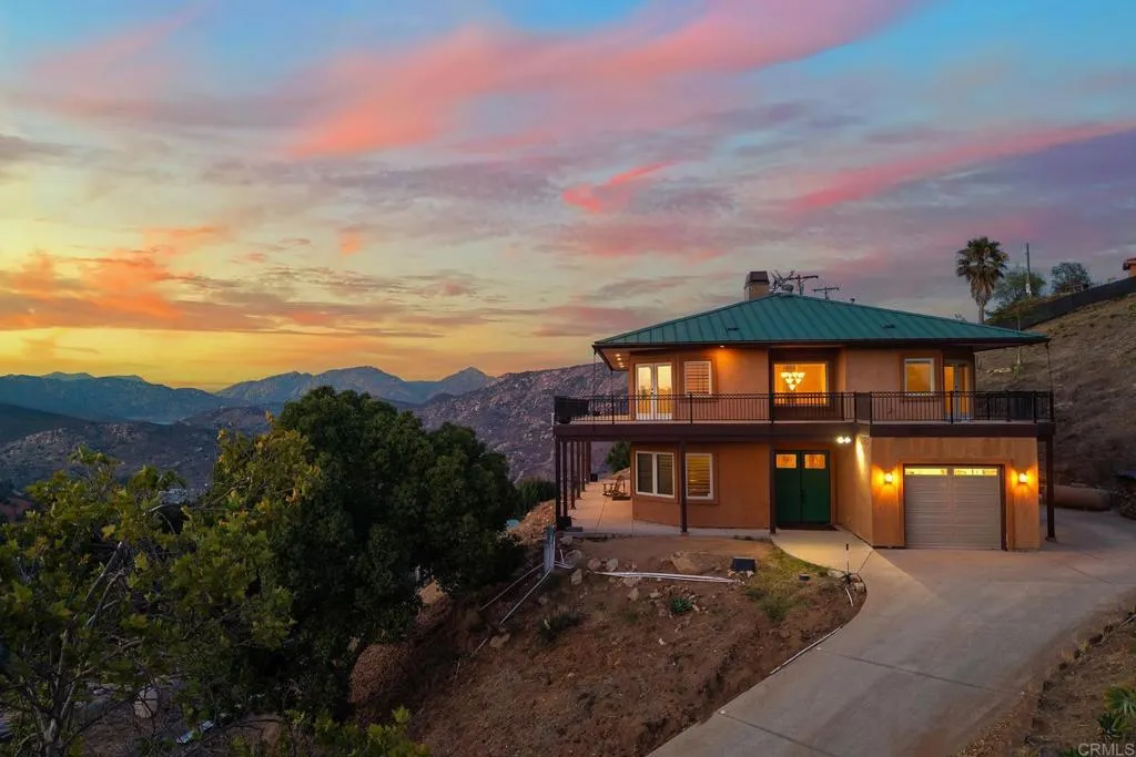 https://cdn.realtyfeed.com/cdn/127/306757895/265cba5b74adfb6ceafeb0f23f5ec3b4.webp