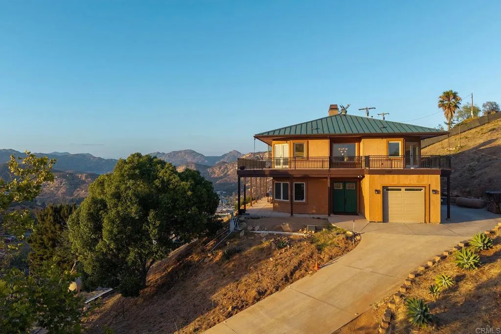 https://cdn.realtyfeed.com/cdn/127/306757895/4e01d7a195392371379621469947ddda.webp
