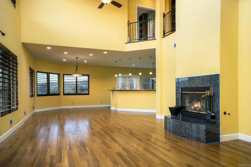 https://cdn.realtyfeed.com/cdn/127/306757895/7804b5df155dec60f4e2e6c0ca338faa.webp