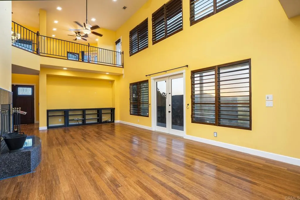 https://cdn.realtyfeed.com/cdn/127/306757895/e460bad2419499a775cd413776414886.webp