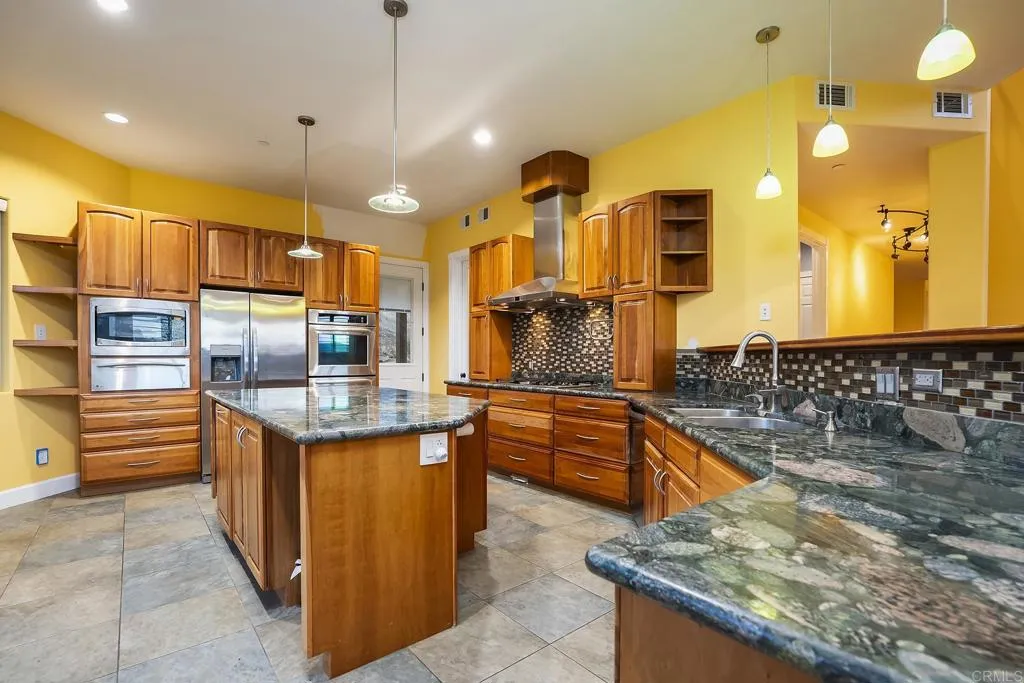 https://cdn.realtyfeed.com/cdn/127/306757895/eeff731b1a3f0d1422c8910eba513d78.webp