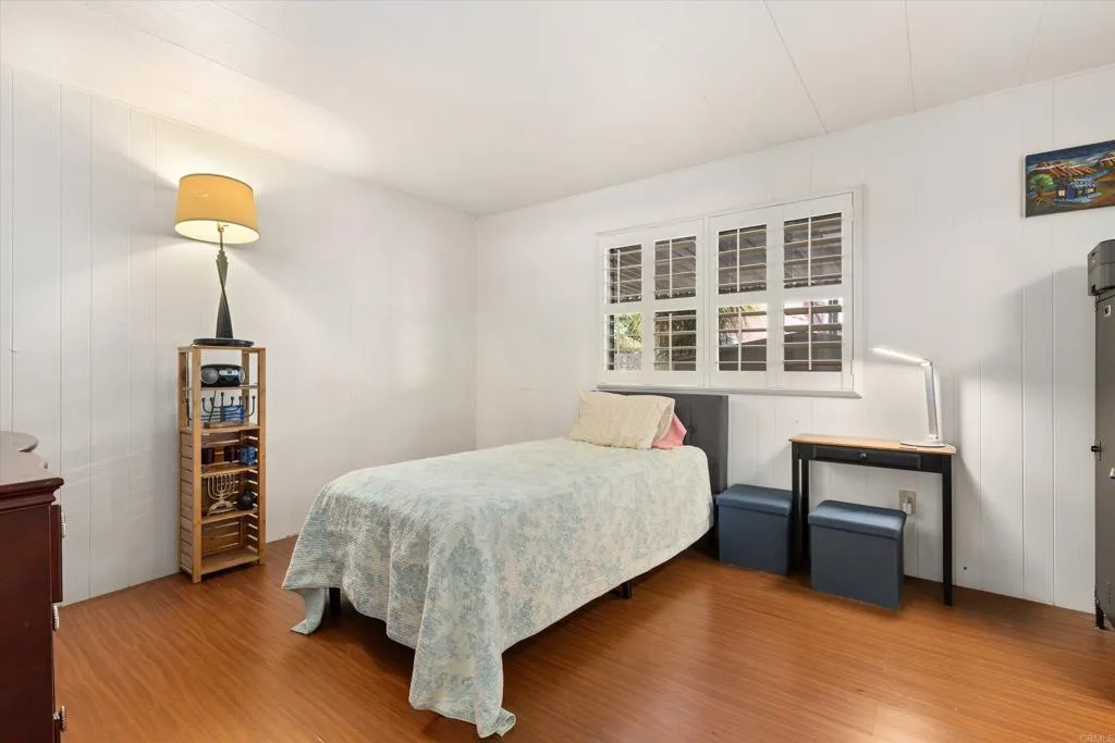 https://cdn.realtyfeed.com/cdn/127/306757957/c0cbee9e9bb306647723b238c2bd1d5a.webp
