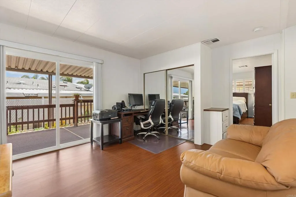 https://cdn.realtyfeed.com/cdn/127/306757957/d706e3dcec3d7b31d9271d899dc35906.webp