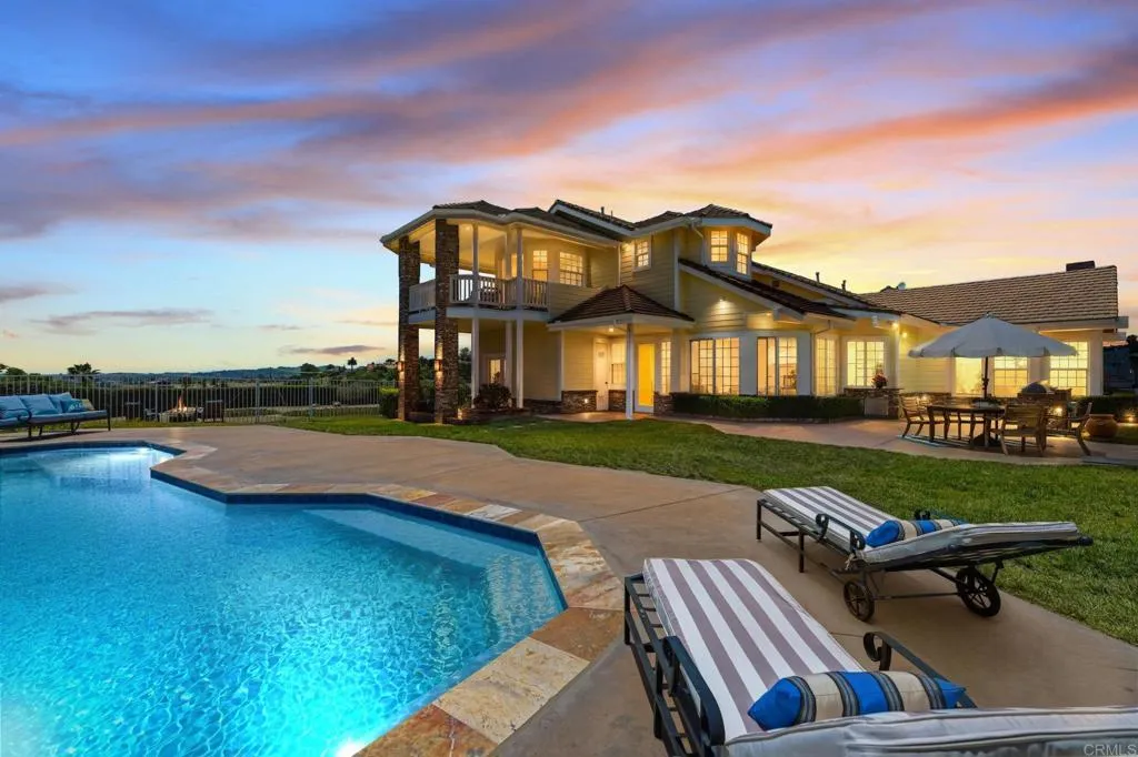 Fallbrook, CA 92028