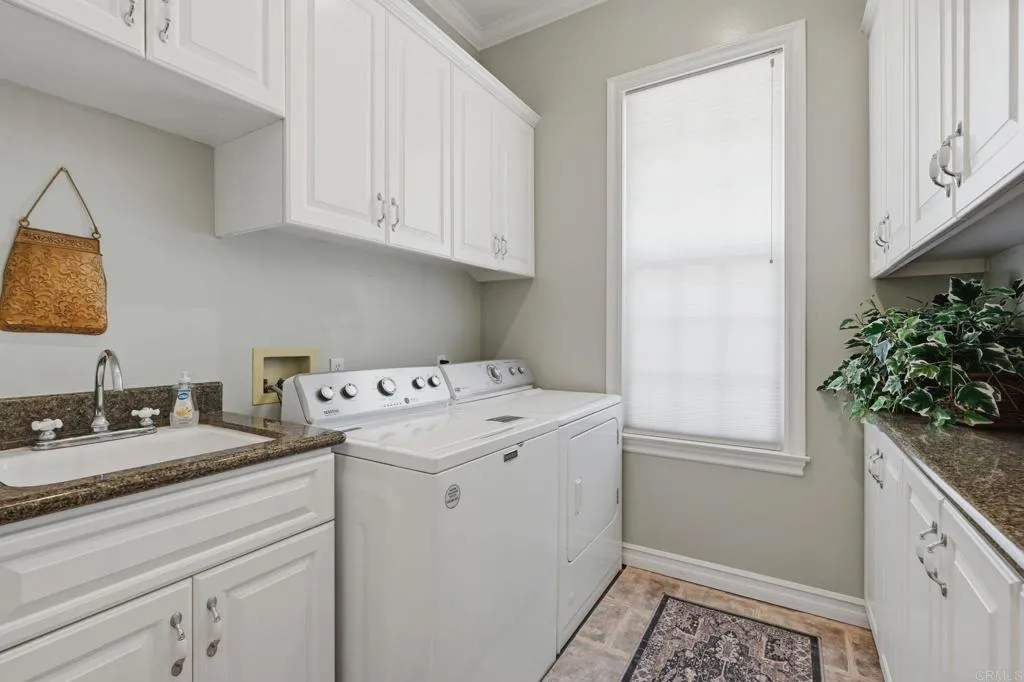 https://cdn.realtyfeed.com/cdn/127/306757971/a6acb2340ecfa80a7852c84ab13058d4.webp