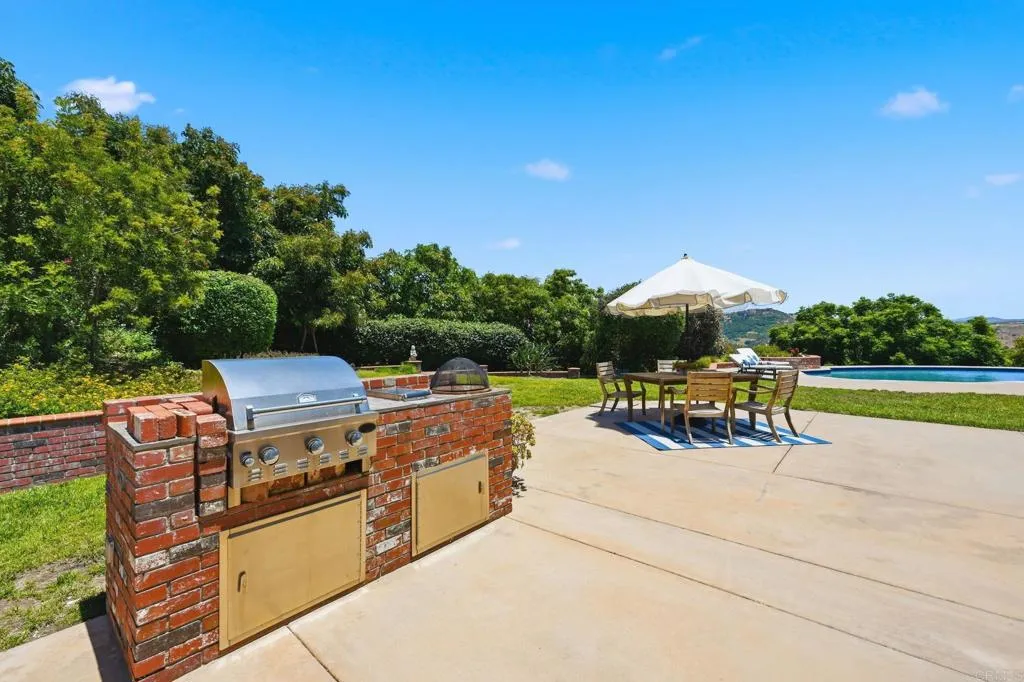 https://cdn.realtyfeed.com/cdn/127/306757971/c7e3e6aa7296c5beab7db64a5e289077.webp