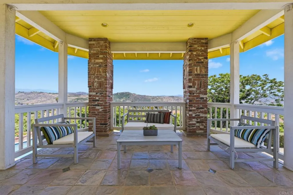 https://cdn.realtyfeed.com/cdn/127/306757971/e135f52bf40f789e81b0e9799040a7ba.webp